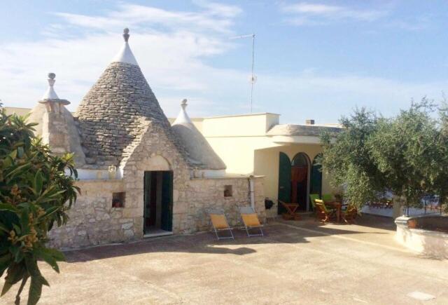 Villa Degli Ulivi Ceglie Messapica Luaran gambar